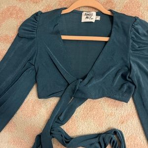 PRINCESS POLLY flowy blouse / strings wrap around stomach